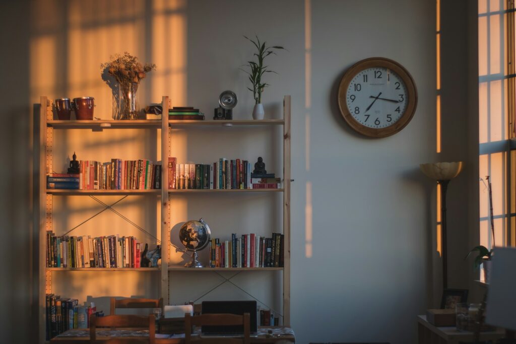 Zo kun je een boekenkast op maat laten maken